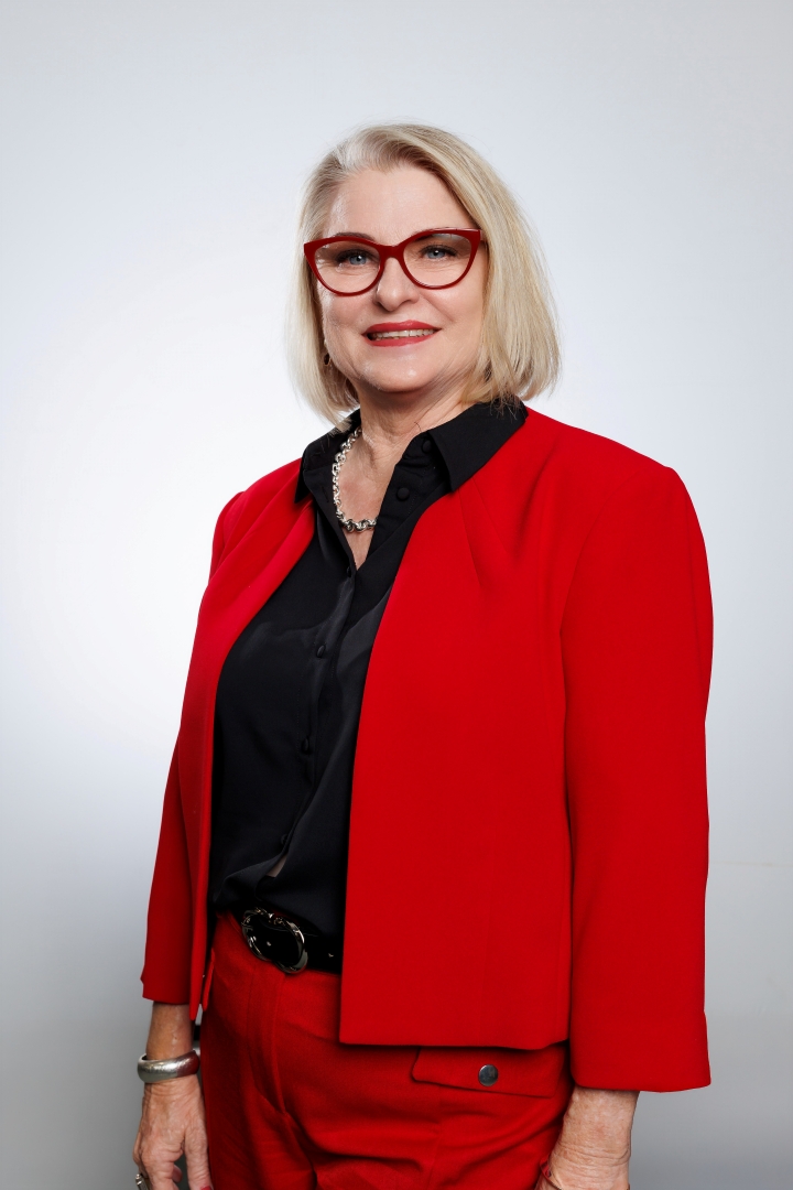 Councillor Kim Farrar